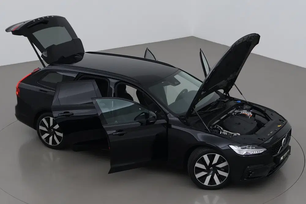 Volvo V90 T8 Plus Dark uit 2024, foto 6
