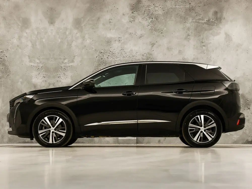 Peugeot 3008 1.6 HYbrid 225 Allure Sport 225Pk Automaat uit 2024, foto 2