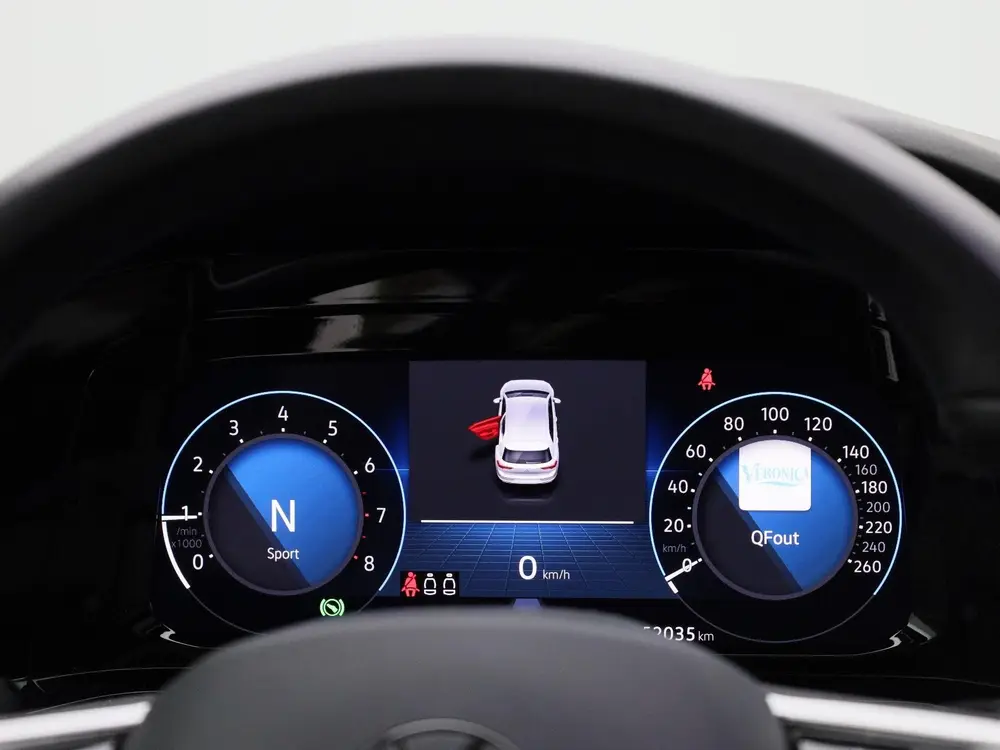 Volkswagen Golf 1.5 eTSI R-Line Business | Automaat | Panora uit 2024, foto 8
