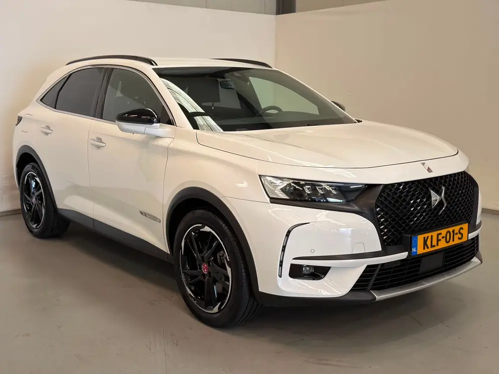 DS Automobiles DS 7 Crossback DS 7 Crossback E-Tense Performance Line+ uit 2022, foto 2