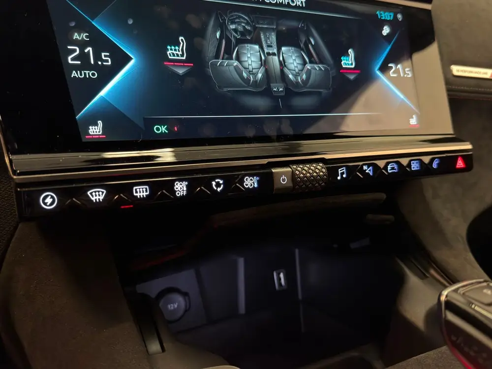 DS Automobiles DS 7 Crossback DS 7 Crossback E-Tense Performance Line+ uit 2022, foto 20