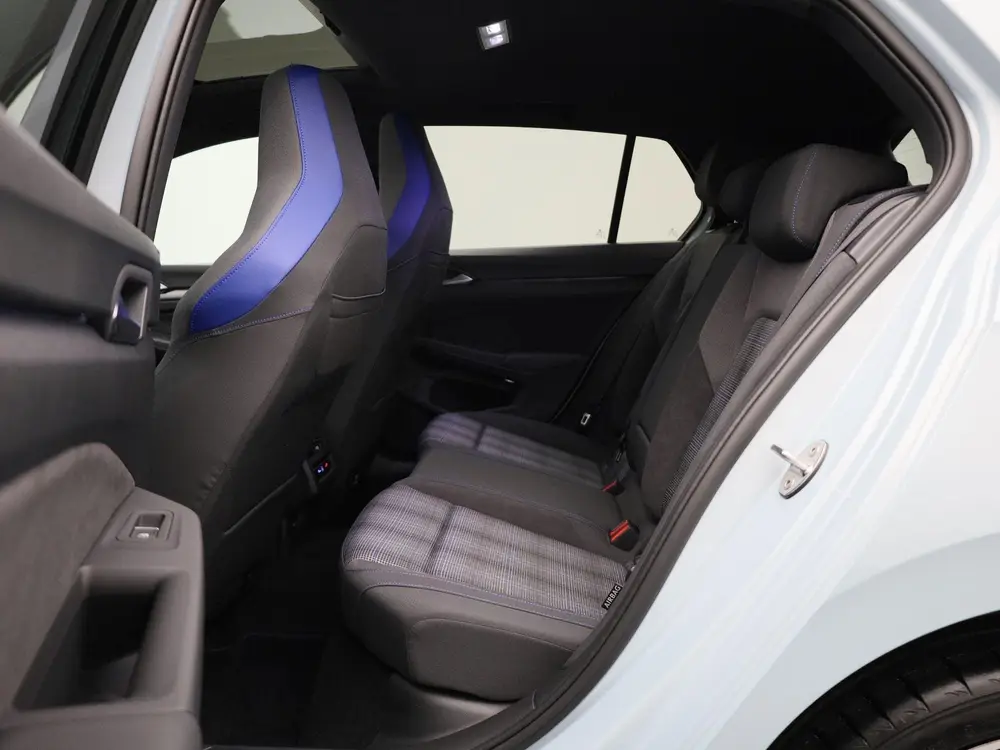 Volkswagen Golf 1.5 eHybrid GTE 272 PK | Automaat | Plug-In uit 2025, foto 12