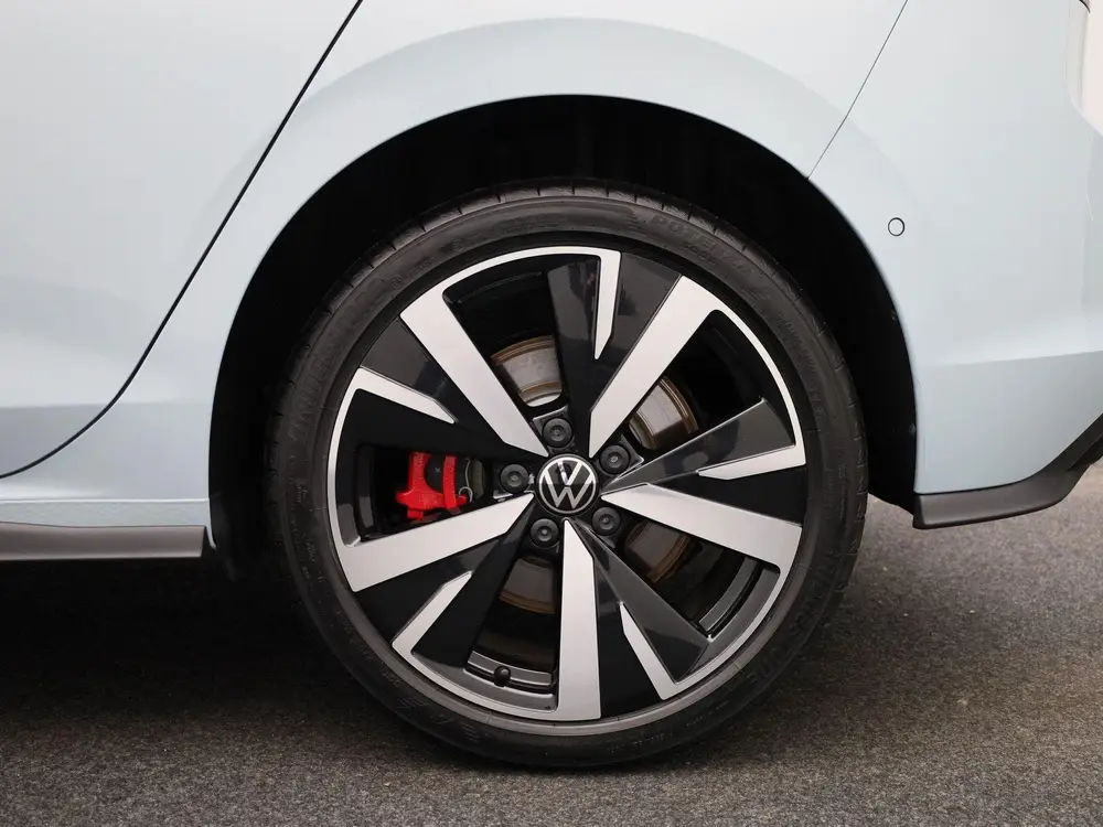 Volkswagen Golf 1.5 eHybrid GTE 272 PK | Automaat | Plug-In uit 2025, foto 13