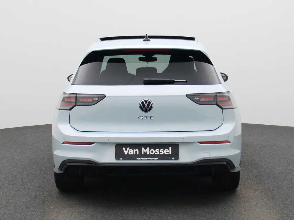 Volkswagen Golf 1.5 eHybrid GTE 272 PK | Automaat | Plug-In uit 2025, foto 5