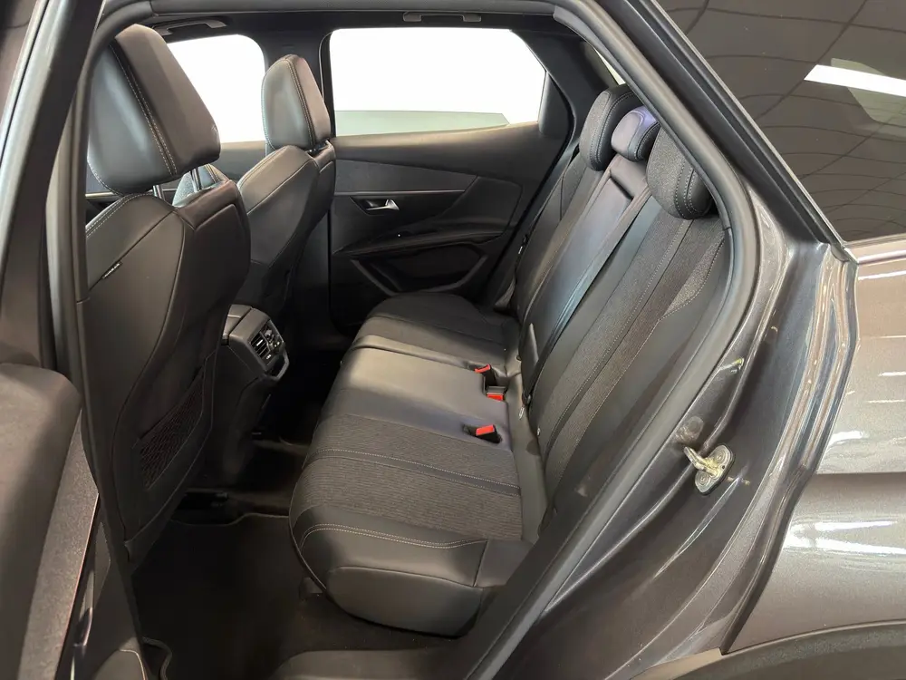 Peugeot 3008 1.2 PureTech GT LINE|PANORAMA|NAVI/CAMERA|CRUIS uit 2019, foto 12