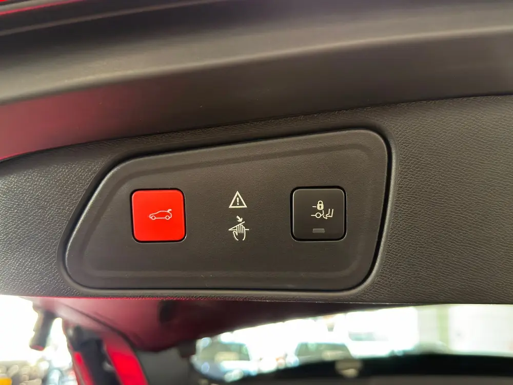 Peugeot 3008 1.2 PureTech GT LINE|PANORAMA|NAVI/CAMERA|CRUIS uit 2019, foto 14