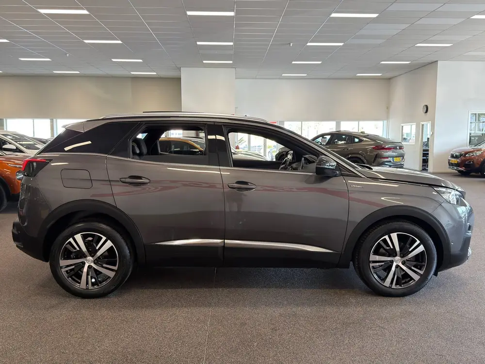 Peugeot 3008 1.2 PureTech GT LINE|PANORAMA|NAVI/CAMERA|CRUIS uit 2019, foto 7