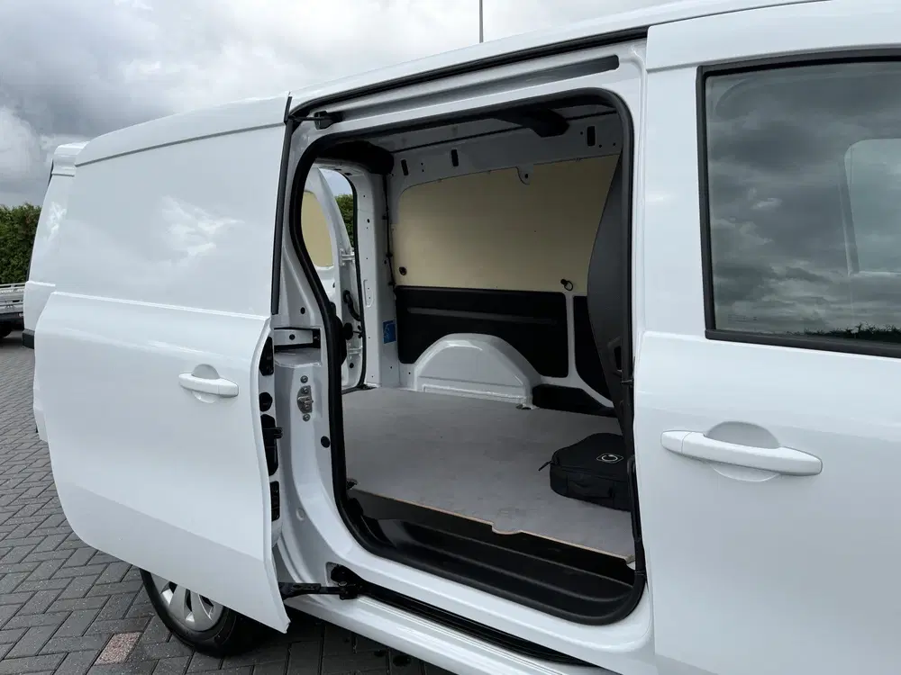 Mercedes-Benz Citan 112 Pro L2H1 uit 2023, foto 7