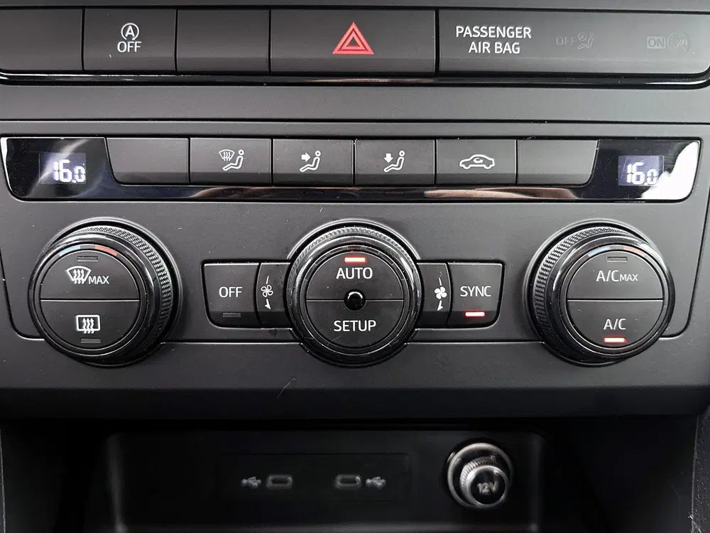 SEAT Ateca 1.0 TSI Reference uit 2022, foto 17
