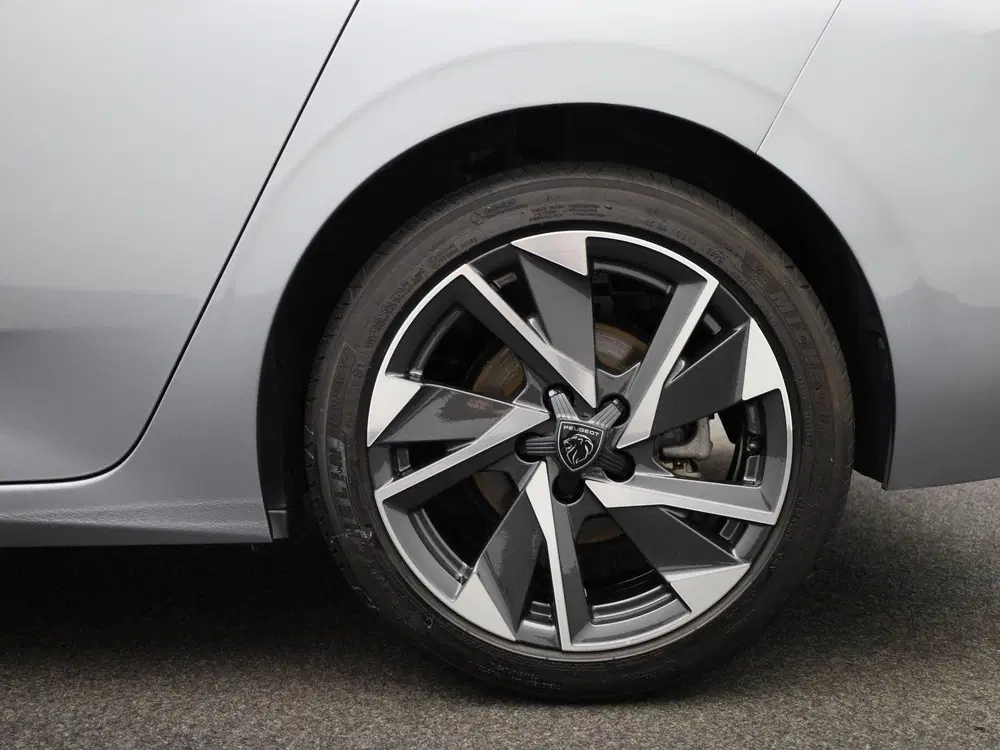 Peugeot 308 1.2 Allure Pack Business uit 2023, foto 13
