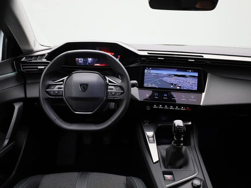 Peugeot 308 1.2 Allure Pack Business uit 2023, foto 2