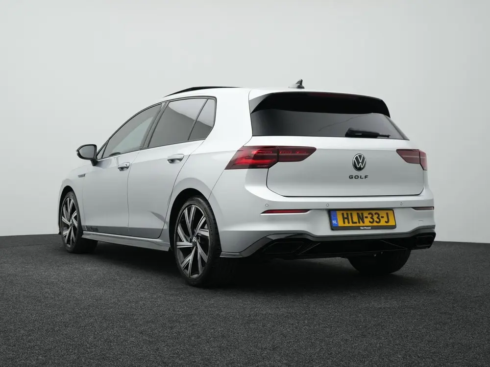 Volkswagen Golf 1.5 eTSI R-Line Business | Apple Carplay/And uit 2024, foto 2