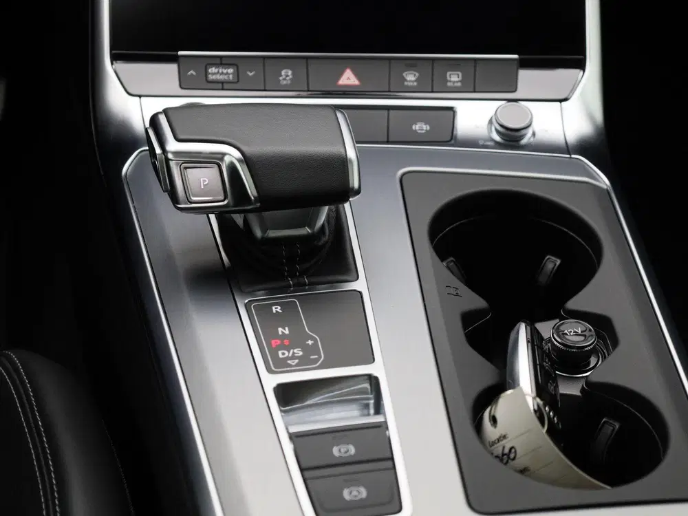 Audi A6 Advanced 50 TFSI e S tronic Quattro S-Line uit 2023, foto 9