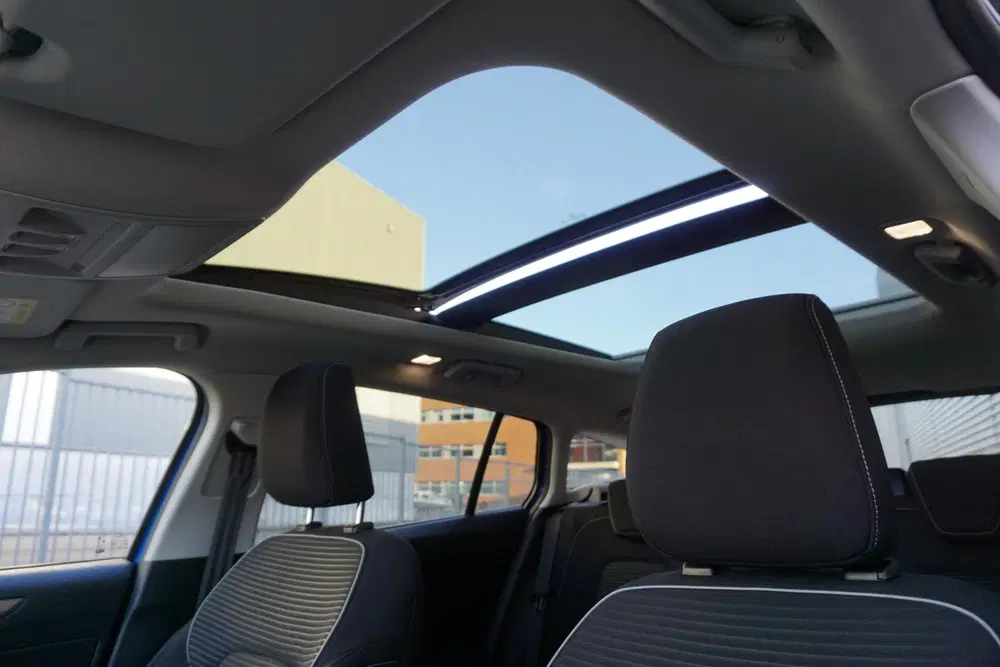 Ford Focus 1.0 EcoB.125PK Hybrid Titanium X uit 2022, foto 2