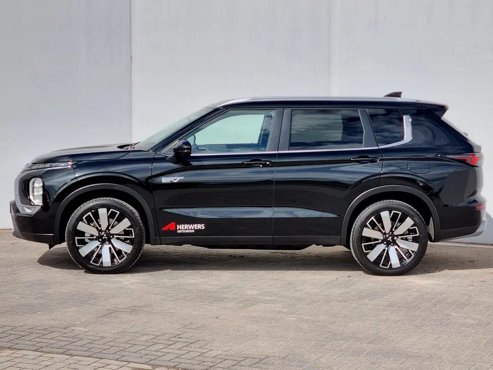 Mitsubishi Outlander 2.4 PHEV First Edition uit 2025, foto 8