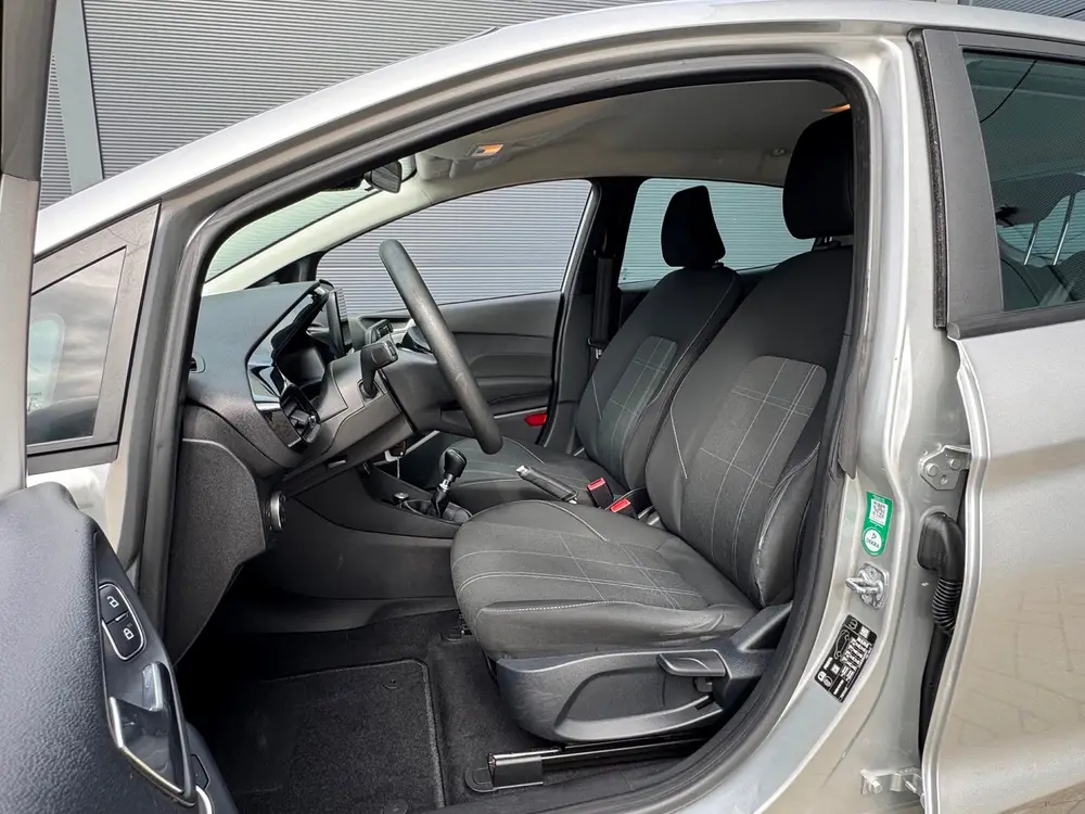 Ford Fiesta 1.0 EcoBoost / Navi / Carplay / Camera uit 2019, foto 9