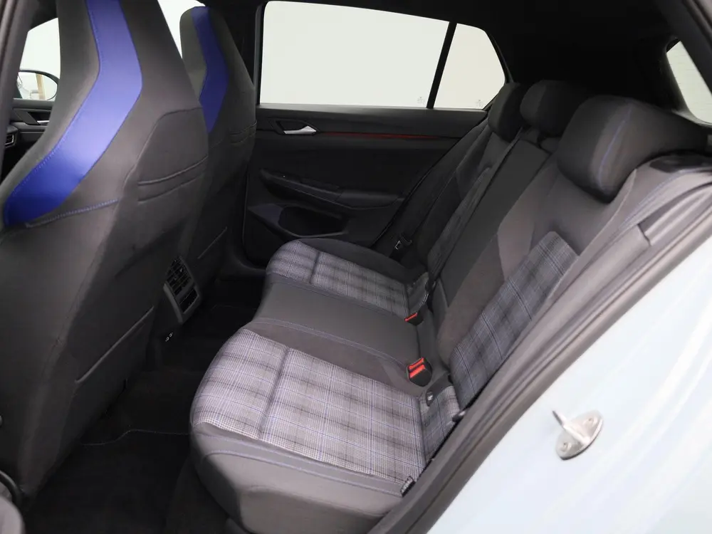 Volkswagen Golf 1.5 eHybrid GTE | Automaat | Panoramadak | N uit 2024, foto 13