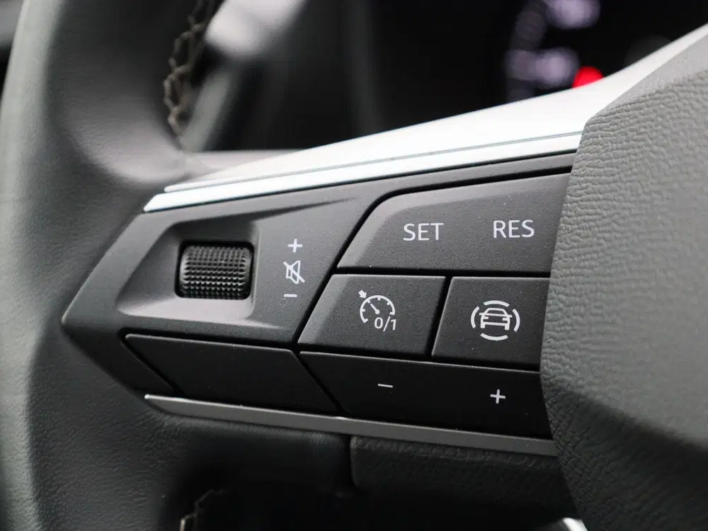 SEAT Leon 1.0 TSI Reference uit 2023, foto 19