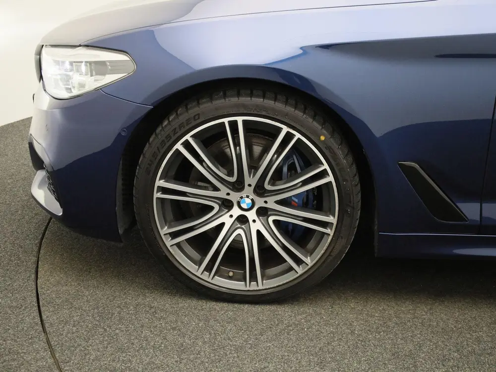 BMW 5-serie 540i xDrive High Executive uit 2019, foto 12