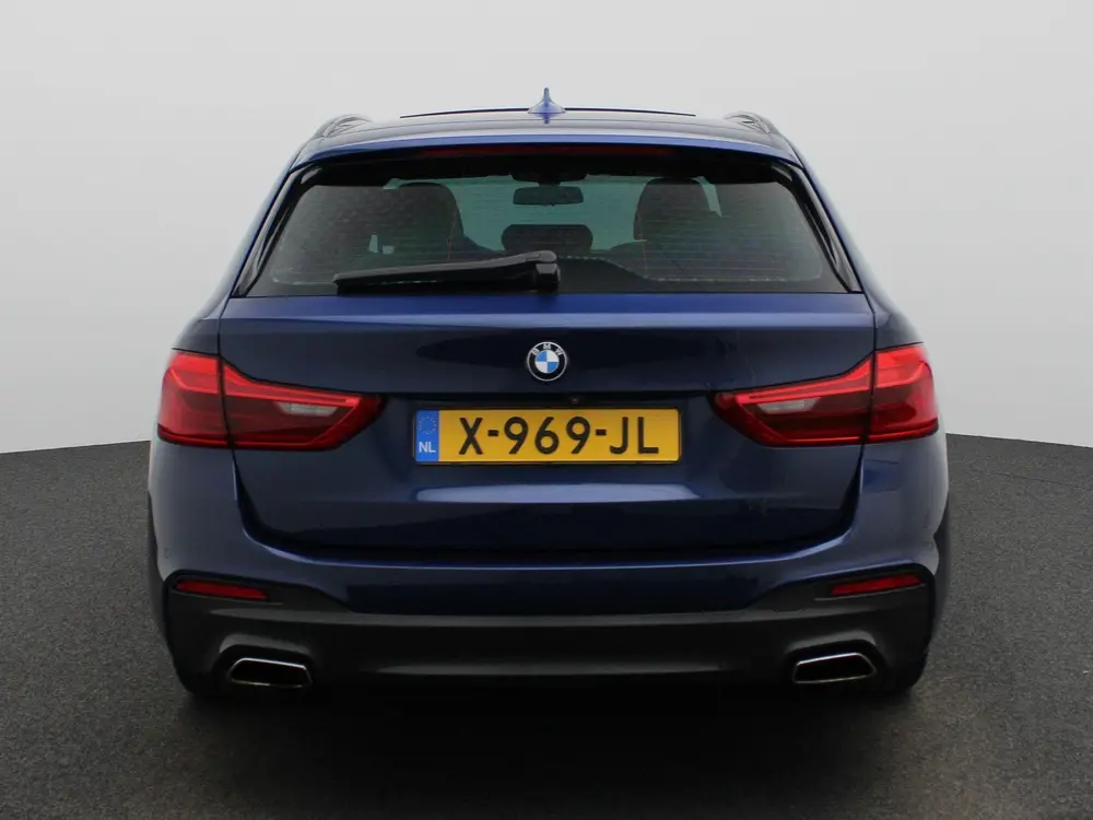 BMW 5-serie 540i xDrive High Executive uit 2019, foto 5
