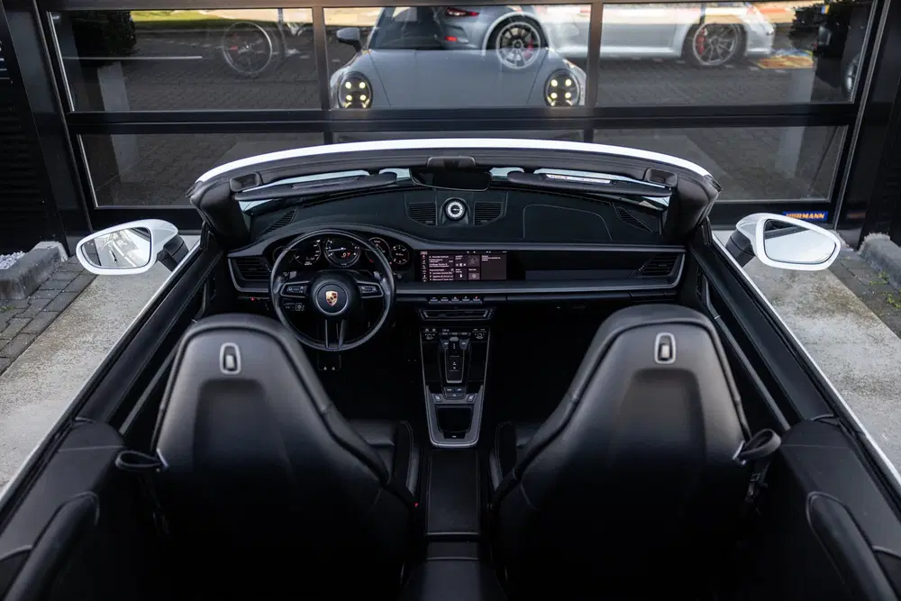 Porsche 911 992 3.0 Carrera uit 2021, foto 14