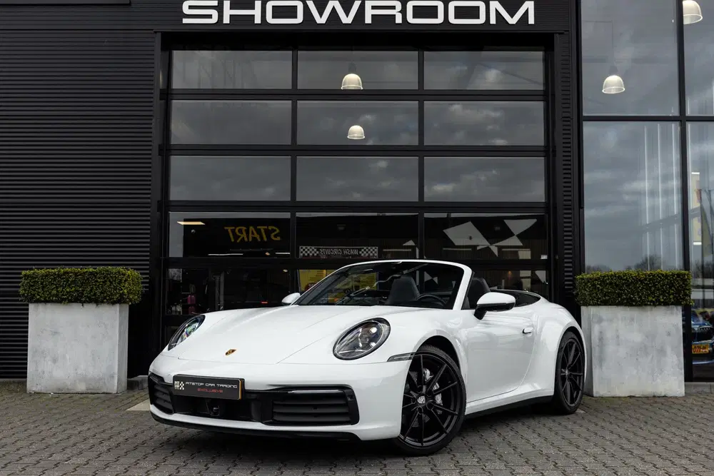 Porsche 911 992 3.0 Carrera uit 2021, foto 2