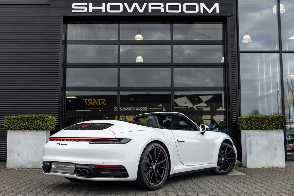 Porsche 911 992 3.0 Carrera uit 2021, foto 7