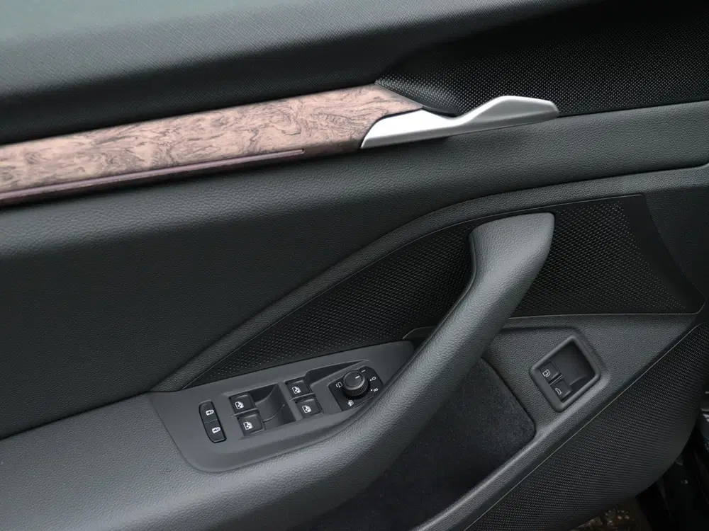 Skoda Superb Laurin & Klement 1.5 TSI MHEV uit 2025, foto 15