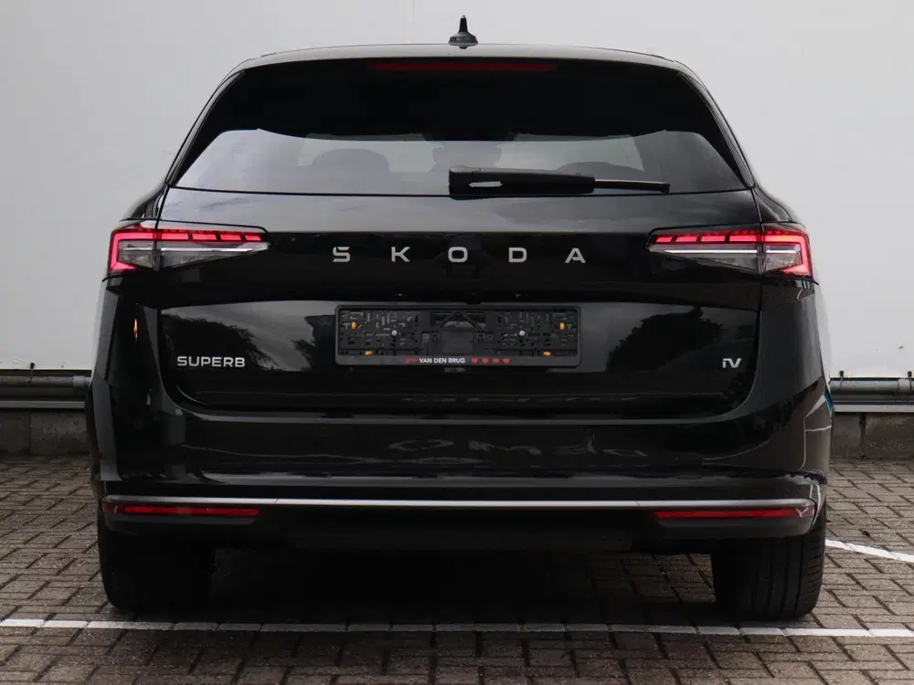 Skoda Superb Laurin & Klement 1.5 TSI MHEV uit 2025, foto 4