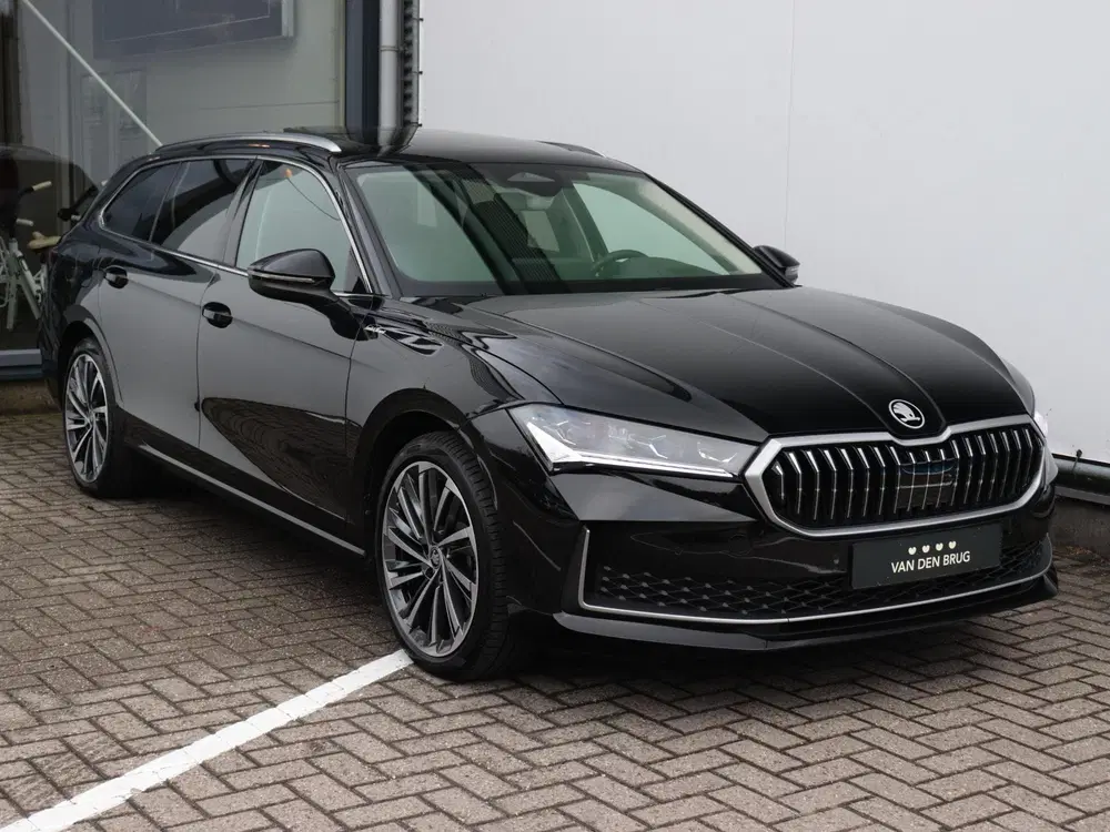 Skoda Superb Laurin & Klement 1.5 TSI MHEV uit 2025, foto 9