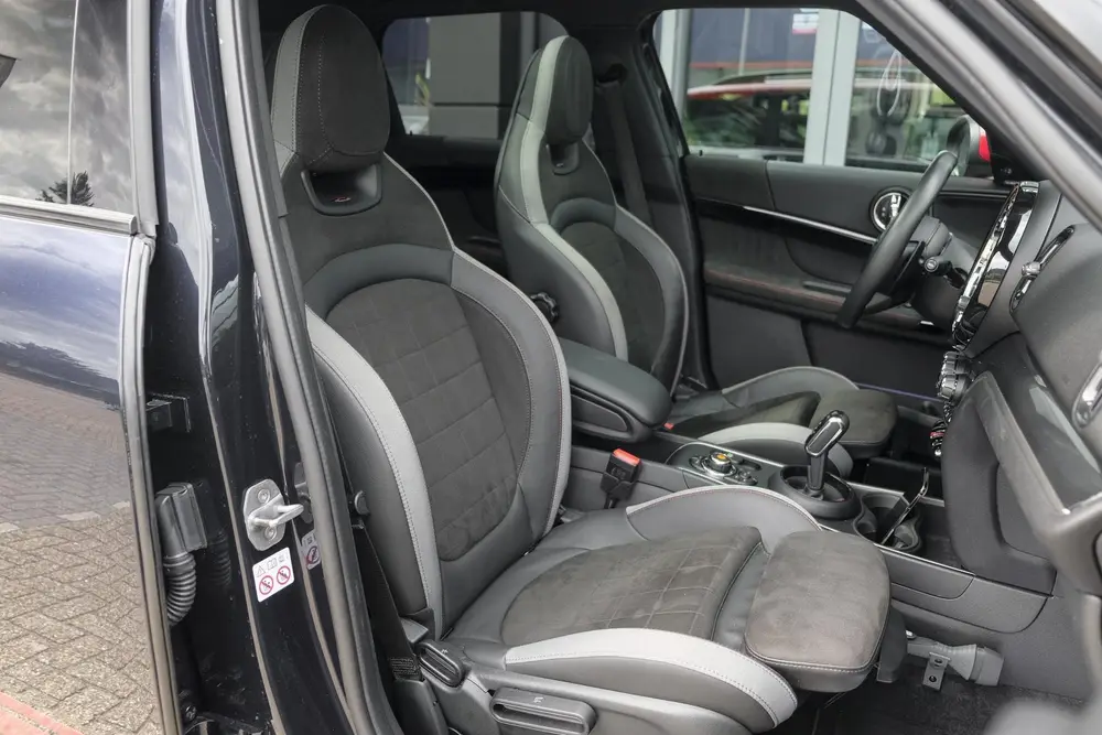 Mini Countryman 2.0 John Cooper Works 306pk ALL4 JCW Panoram uit 2019, foto 12