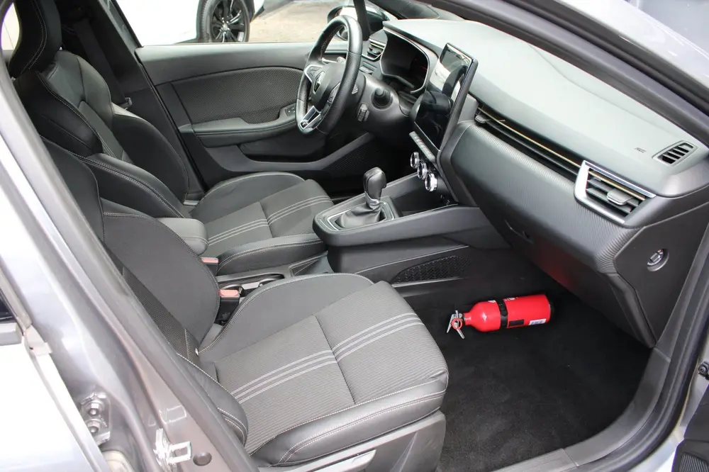 Renault Clio 1.6 E-Tech Hybrid 145 E-Tech Engineered uit 2023, foto 10