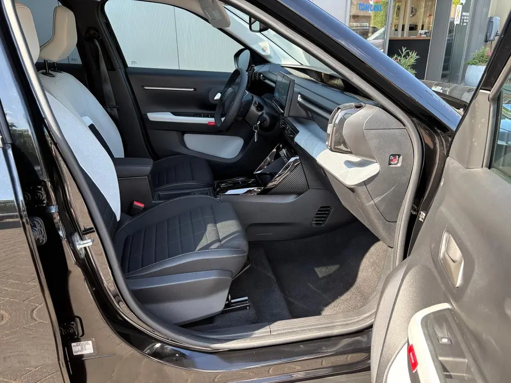 Citroën C3 ë-C3 Max 113pk 44 kWh Navigatie uit 2025, foto 10