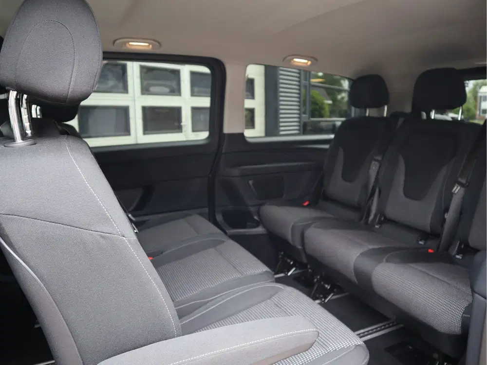 Mercedes-Benz EQV 300 90 kWh L2 uit 2024, foto 12