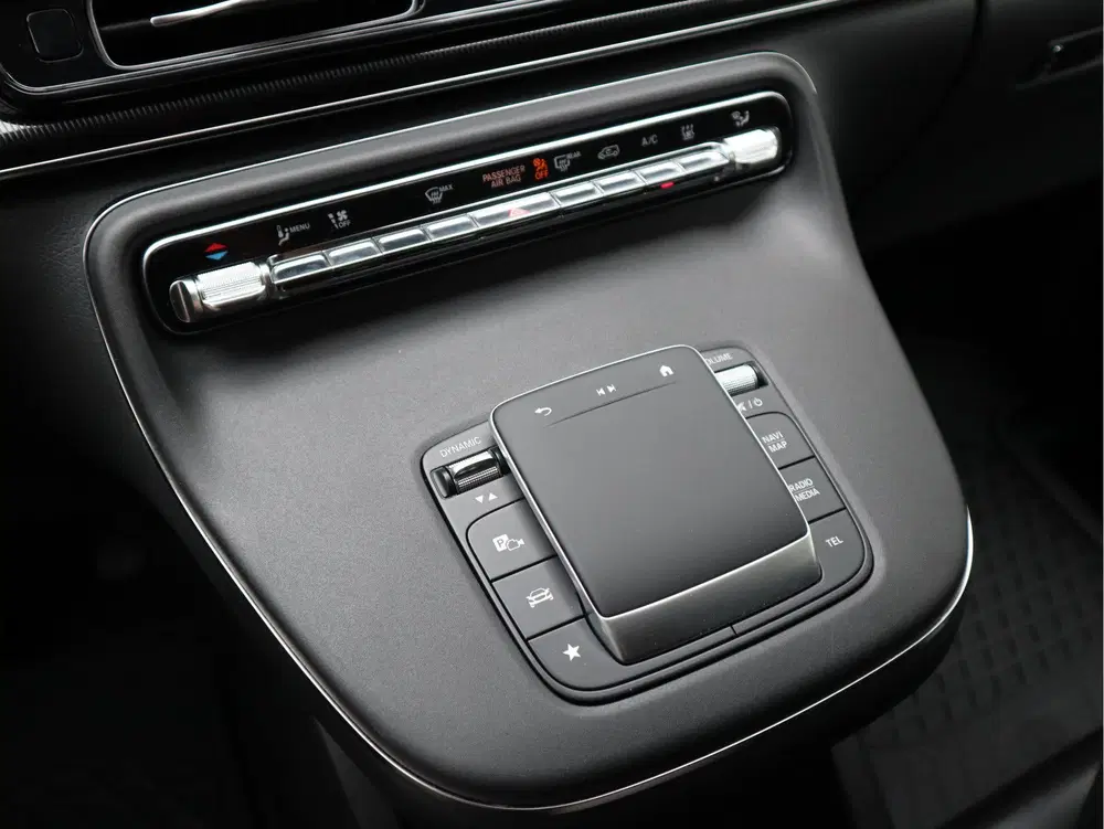 Mercedes-Benz EQV 300 90 kWh L2 uit 2024, foto 18