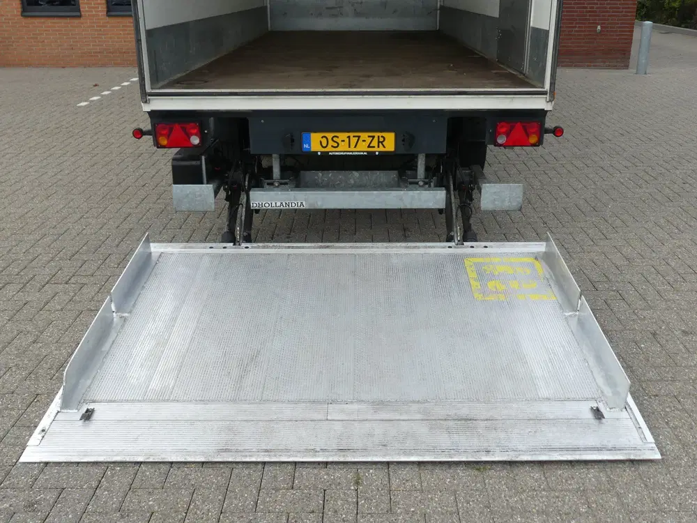 Iveco Daily 35S18H 3.0 410 CLIXSTAR Laadklep uit 2022, foto 6