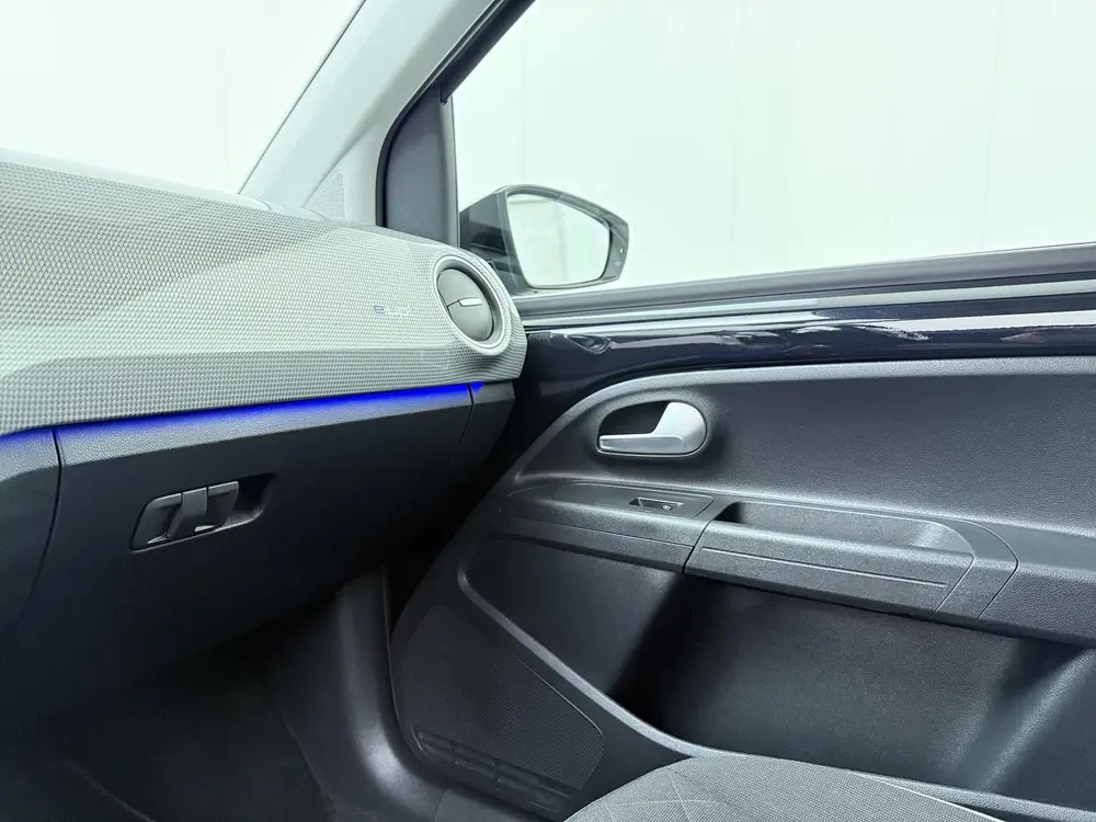 Volkswagen e-Up! Edition | 83 PK | SoH % | Achteruitrijcamer uit 2025, foto 17