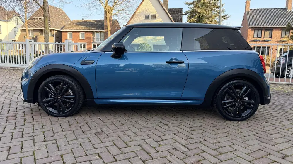 Mini John Cooper Works 1.5 Cooper John Cooper Works uit 2022, foto 2