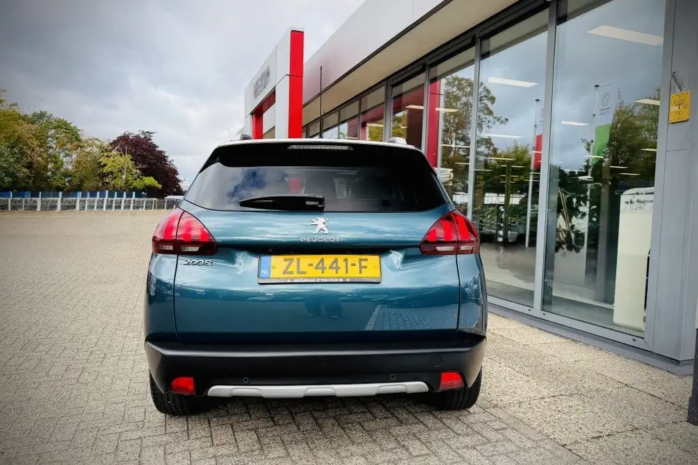 Peugeot 2008 1.2 PureT. Blue Lease Allure | CARPLAY + ANDROI uit 2019, foto 12