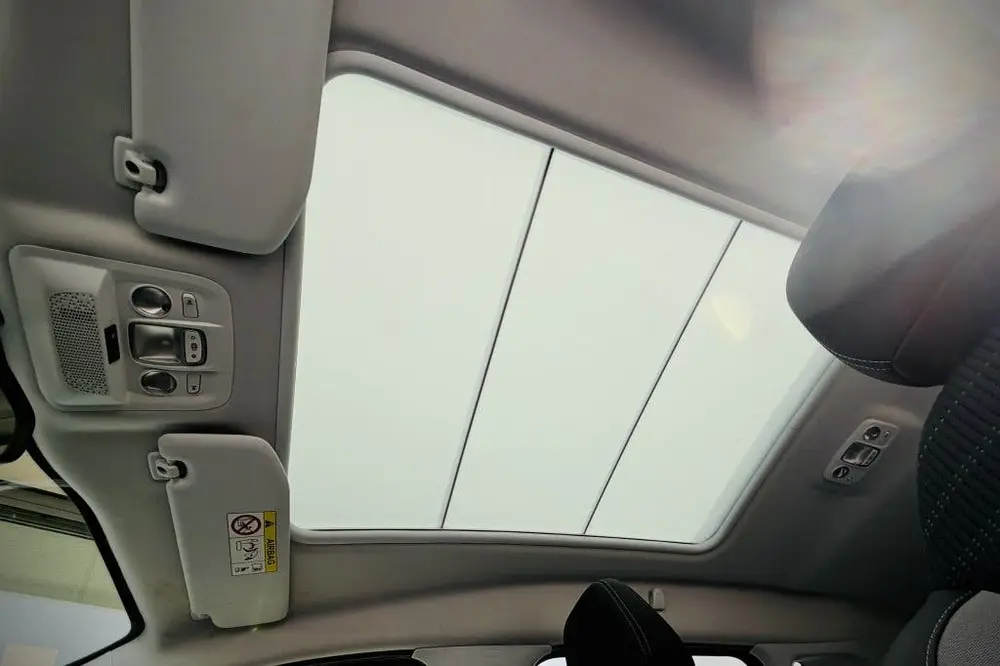 Peugeot 2008 1.2 PureT. Blue Lease Allure | CARPLAY + ANDROI uit 2019, foto 17