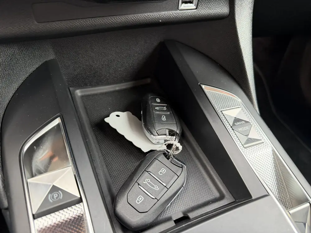 DS Automobiles 3 Crossback DS DS 3 Crossback 130PK Rivoli Automaat | Camera | Navigatie uit 2022, foto 18