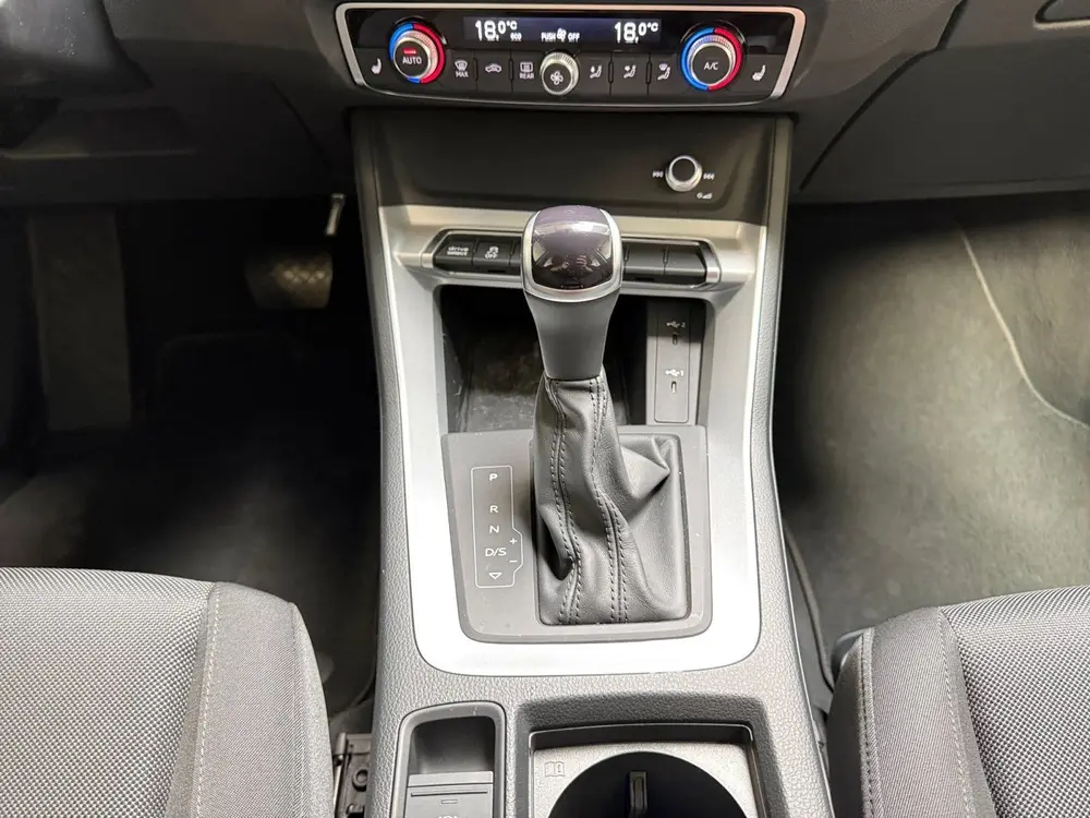 Audi Q3 45 TFSI e Advanced edition I Adaptive Crui uit 2023, foto 8