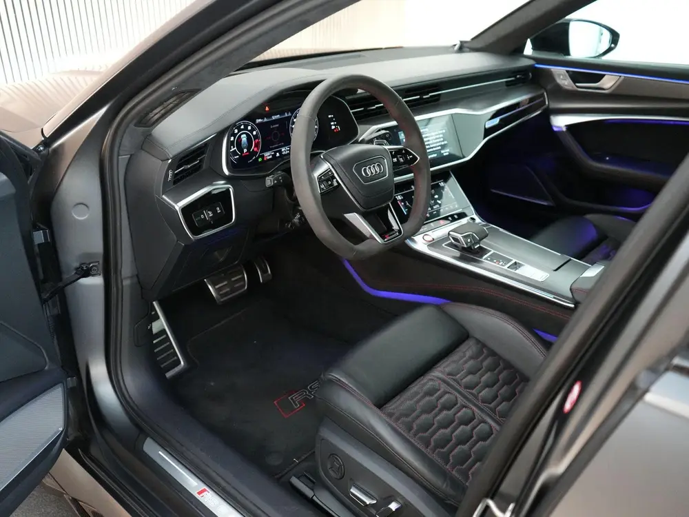Audi RS6 600pk TFSI quattro uit 2020, foto 8