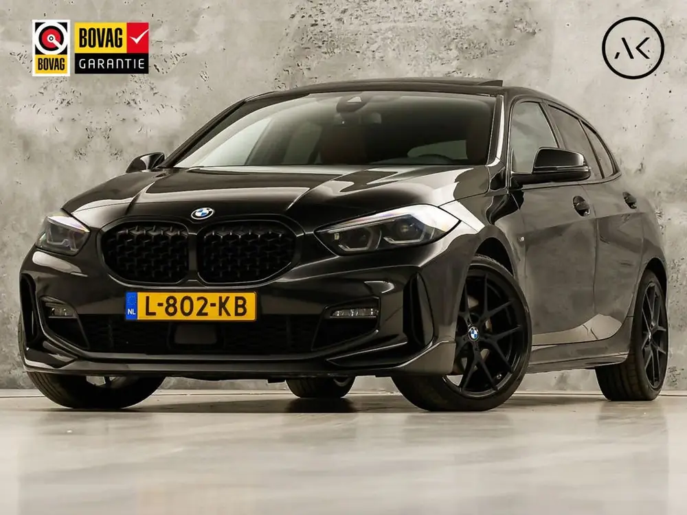 BMW 1-Serie 1 Serie 118i M Sport Automaat (PANORAMADAK, M PAKKET DEA uit 2021