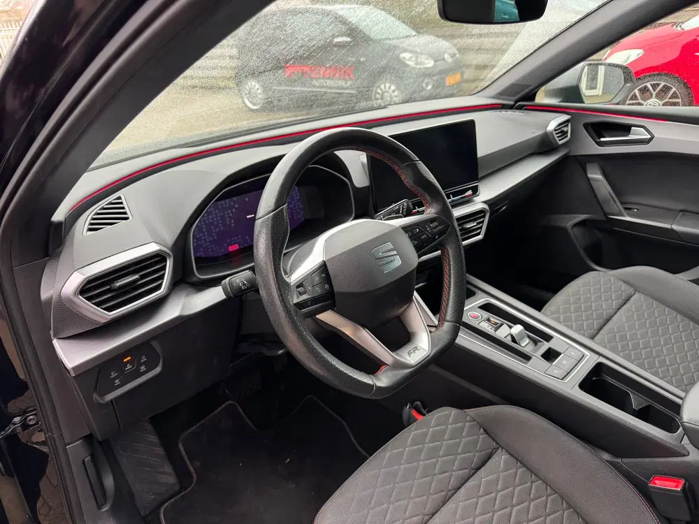 SEAT Leon 1.5 eTSI FR Business Intense uit 2021, foto 16