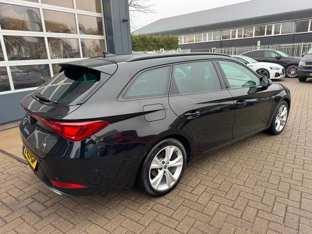 SEAT Leon 1.5 eTSI FR Business Intense uit 2021, foto 8