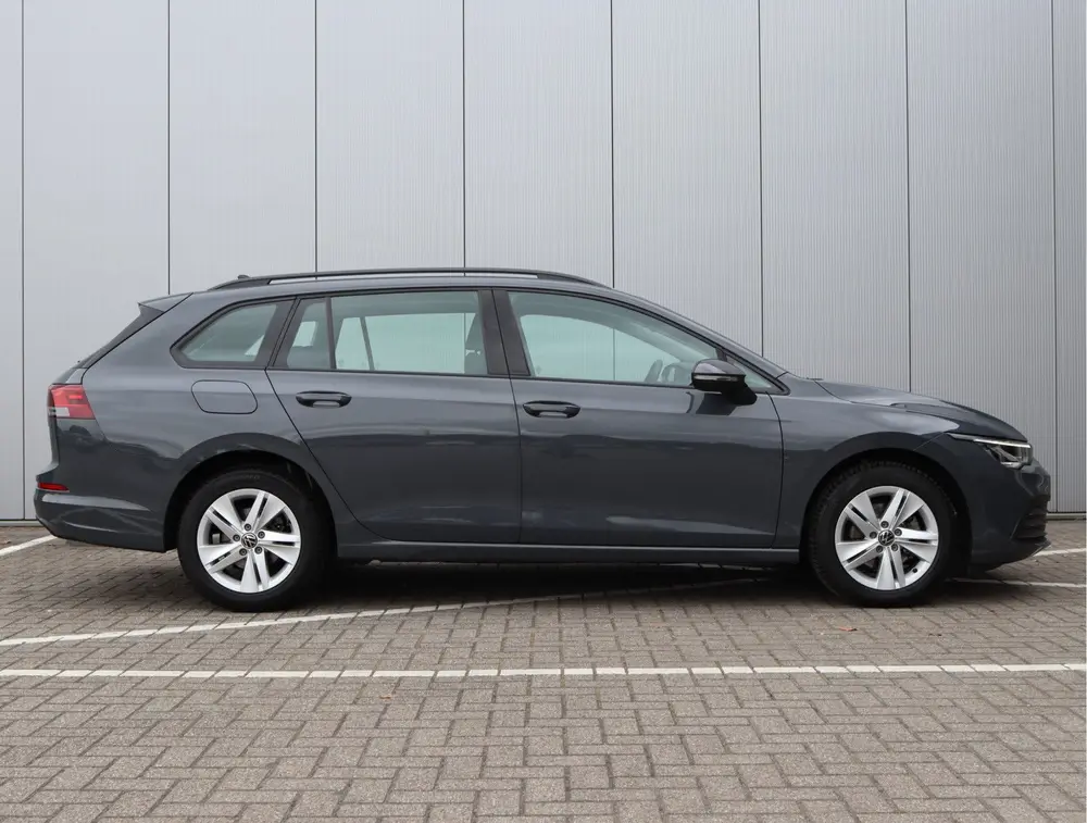 Volkswagen Golf Variant 1.0 eTSI Life | Stoel/stuurverwarmin uit 2024, foto 14
