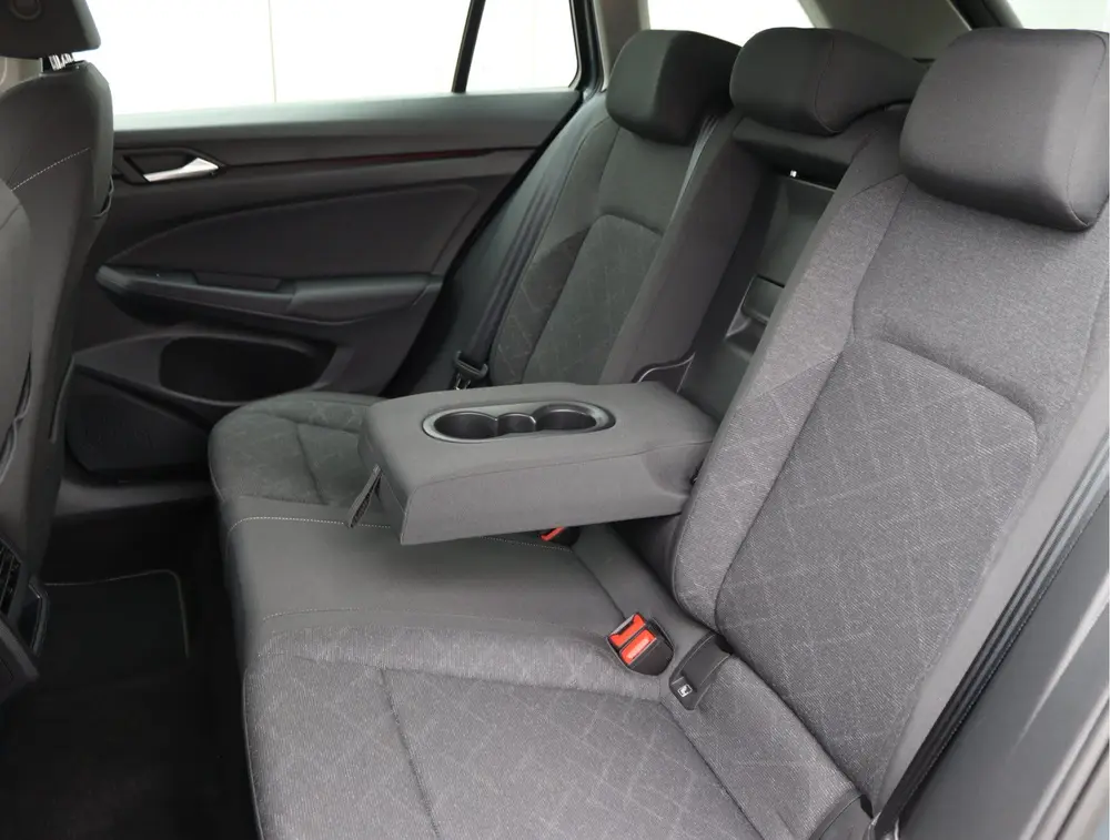 Volkswagen Golf Variant 1.0 eTSI Life | Stoel/stuurverwarmin uit 2024, foto 20
