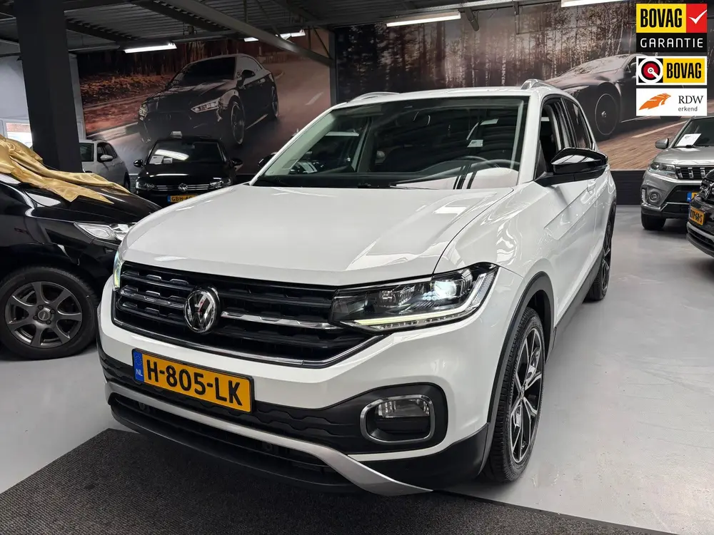 Volkswagen T-Cross 1.0 TSI Style / Navigatie / Stoelverwarmi uit 2019