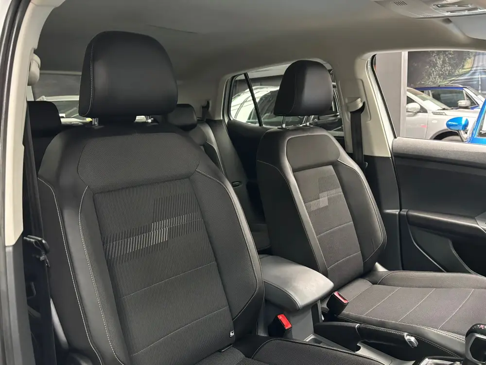 Volkswagen T-Cross 1.0 TSI Style / Navigatie / Stoelverwarmi uit 2019, foto 16